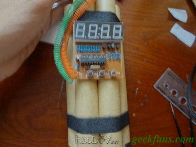 diyDIY炸弹闹钟