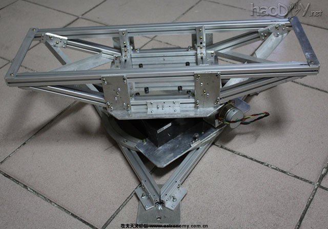 IMG_9212副本.jpg 最终梦想--300f5牛顿反射式天文望远镜+电控叉式经纬仪制作