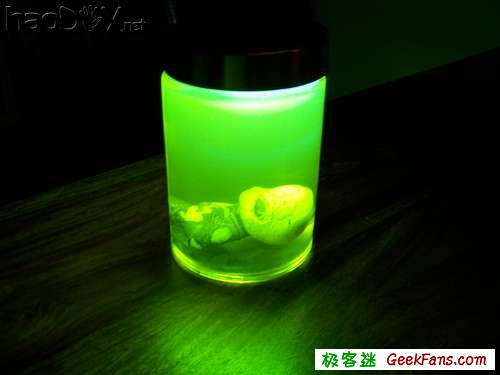 制作发光的外星人?地外文明培养罐!