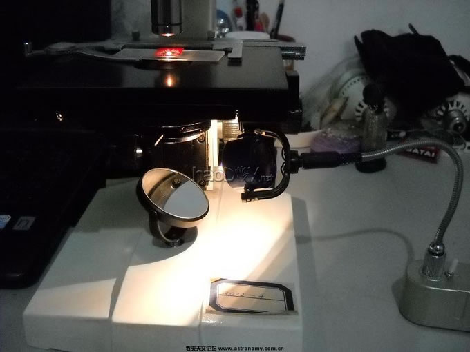 DSCN0698.jpg 今天又折腾了一个显微光源的灯