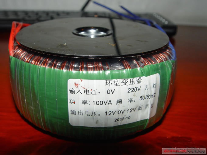 用LM1875和饼干盒DIY功放