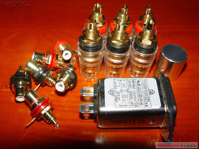 用LM1875和饼干盒DIY功放