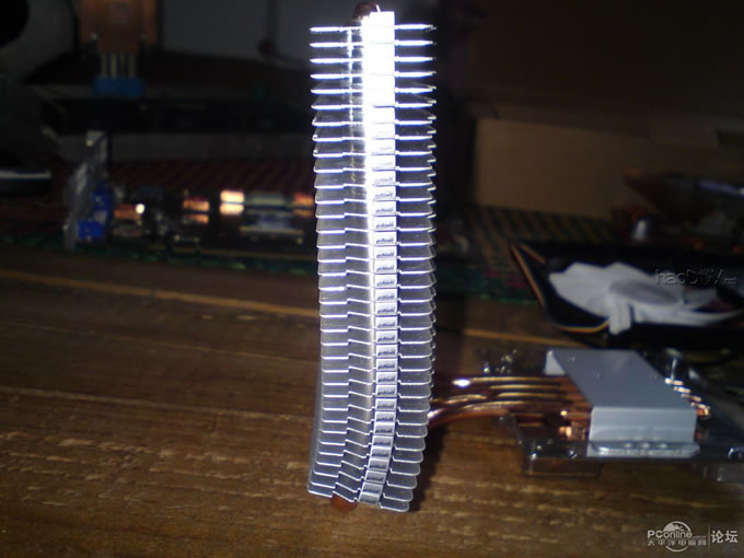 点击查看原图 热管散热器掰掰更健康,齐做山寨利民spitfire