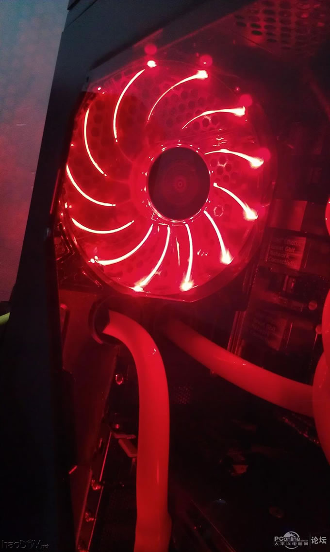 点击查看原图 终极 改装 魔兽V8机箱 自制水冷头