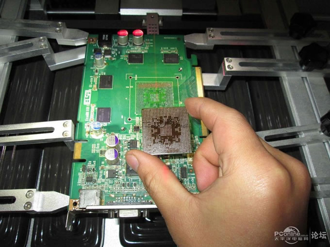 点击查看原图  第一次折腾BGA大焊台,难得一见的神物!==