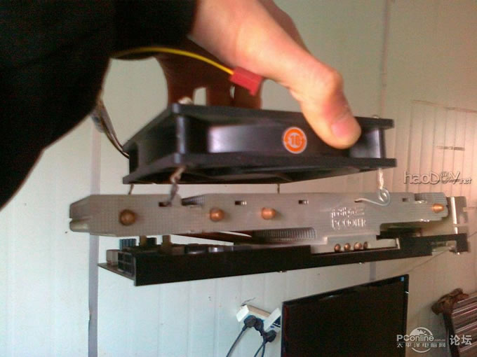 点击查看原图 显卡热管散热风扇暴改超大风量