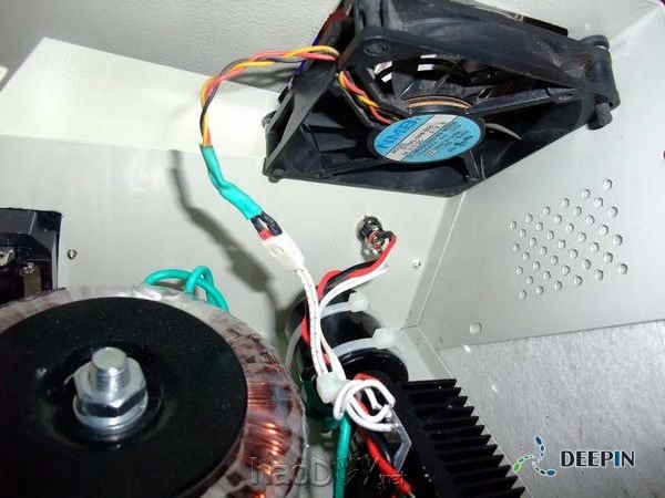 DIY怎么制作一个稳压电源