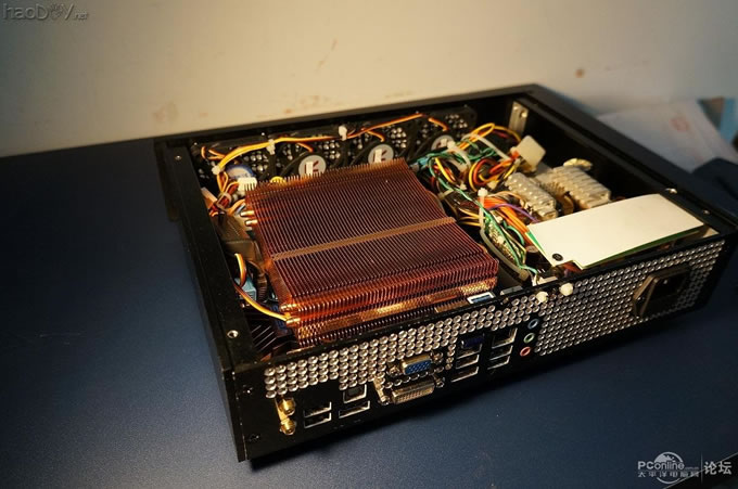 点击查看原图 DIY终极小机箱电脑主机~~