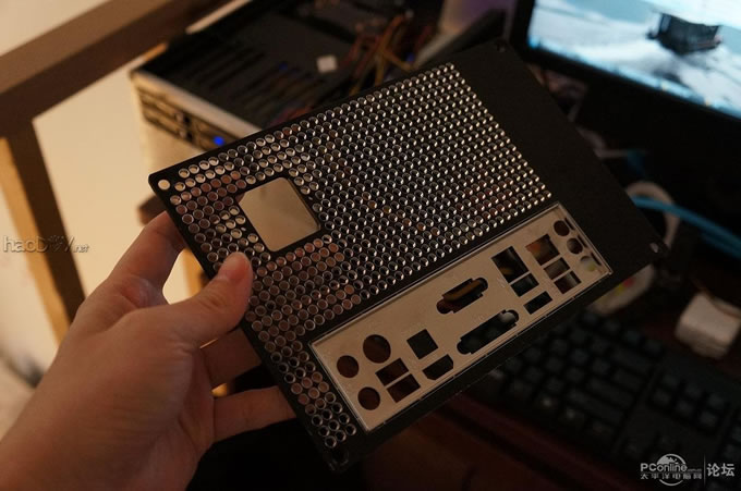 点击查看原图 DIY终极小机箱电脑主机~~