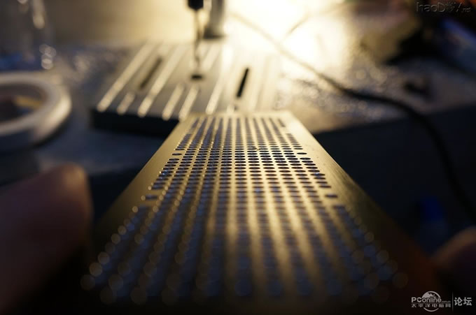 点击查看原图 DIY终极小机箱电脑主机~~