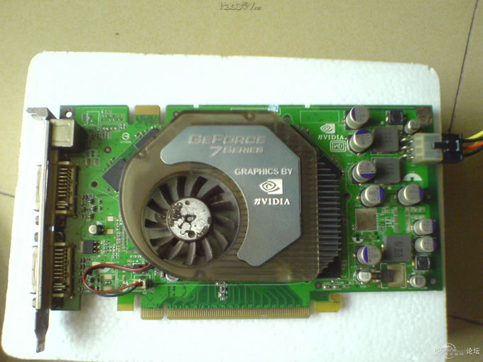 点击查看原图 一物多用,33.5元打造灯箱效果的木质电脑机箱