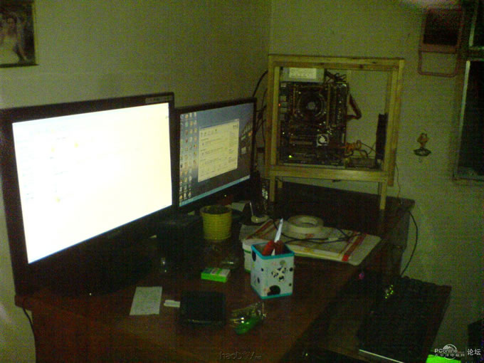 点击查看原图 一物多用,33.5元打造灯箱效果的木质电脑机箱