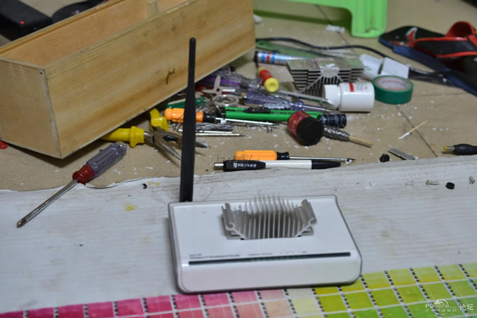 点击查看原图 超级暴力改造路由器散热器,超静音降温!!!!!