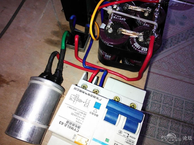 点击查看原图 自制电磁炮射木瓜实验!(二代炮哥)