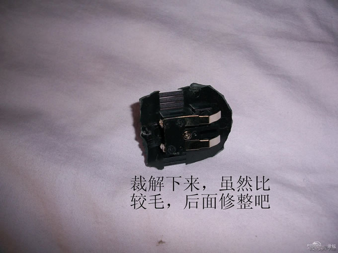 点击查看原图 用洗发水瓶做的手机移动电源