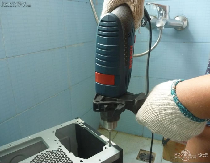 点击查看原图 电源上翻~走线~铝合金~亚克力~荧光透明电脑主机机箱