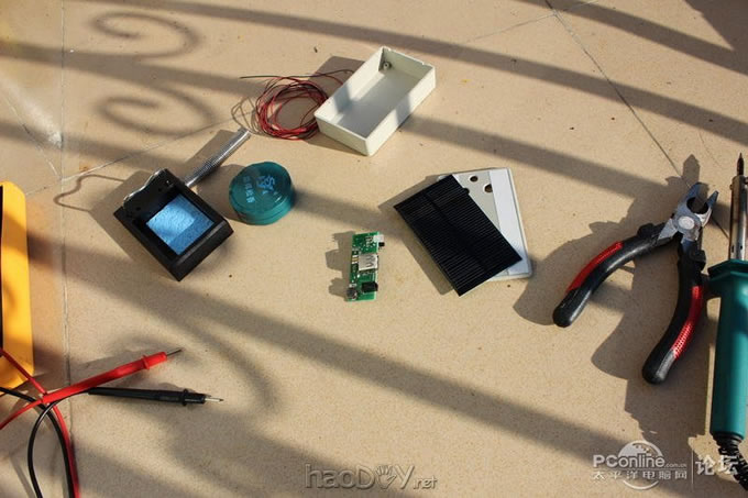 点击查看原图 DIY小型太阳能电池板充电站