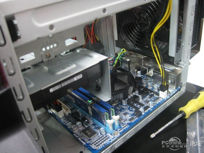 点击查看原图 ~自购拉风的HTPC主机!真是羡煞旁人