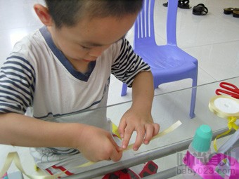 自制幼儿手工制作:中秋节花灯