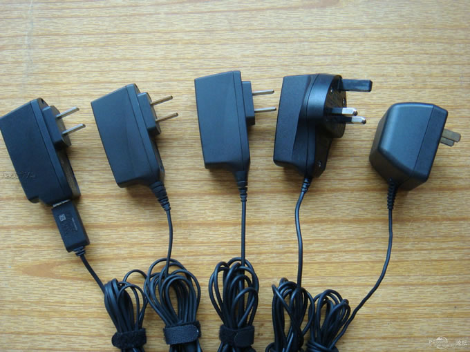 点击查看原图 为了让网络更稳定 我决定为moden和路由器加强散热器架