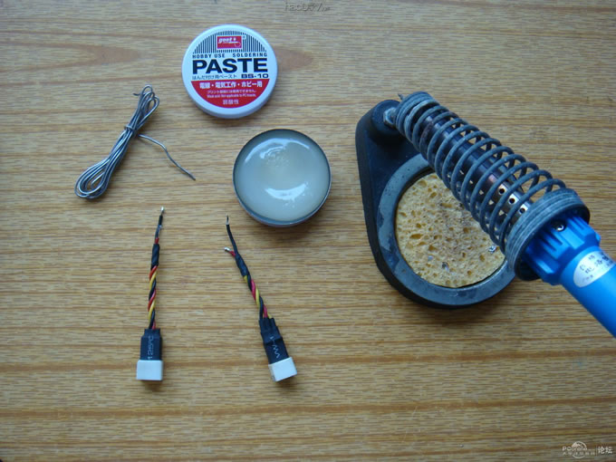 点击查看原图 为了让网络更稳定 我决定为moden和路由器加强散热器架