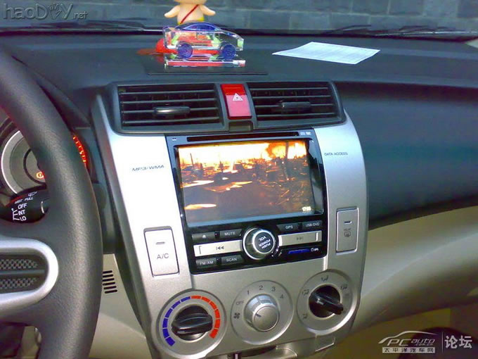 新提的锋范改装车载DVD作业图