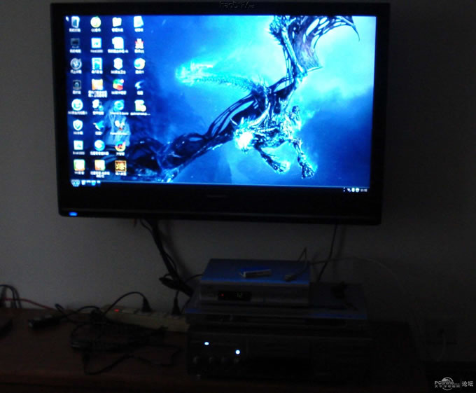 点击查看原图 牛人DIY的HTPC机箱