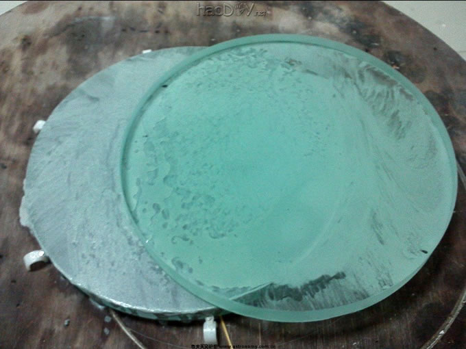 再切4.jpg 直径22.7 f80.5CM牛反兼卡式天文望远镜