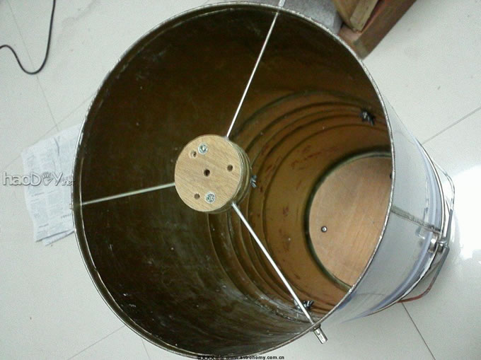 镜筒1.jpg 直径22.7 f80.5CM牛反兼卡式天文望远镜