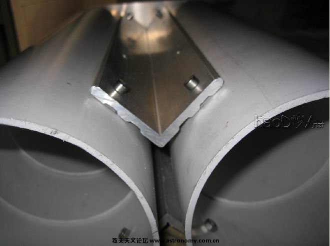 这个是全镜的关键部位,另一角度 自制 25 X 154毫米大型双筒天文望远镜过程详解。