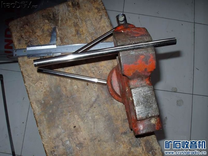 光轴锯成三段 DIY一台简单实用的廉价蜂房绕线机