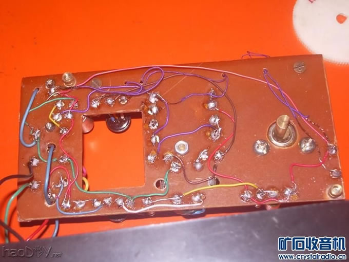 也是老草帽管放大倍数100 DIY怀旧两管收音机,让大家见笑了