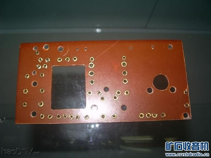 坛里哈哈尔滨坛友老陈笨笨赠送的三只苏联二极管,在此一并表示感谢! DIY怀旧两管收音机,让大家见笑了