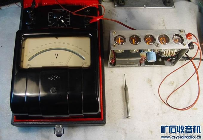 DSC02790.jpg 荧光管显示的维修收音机可调直流稳压器