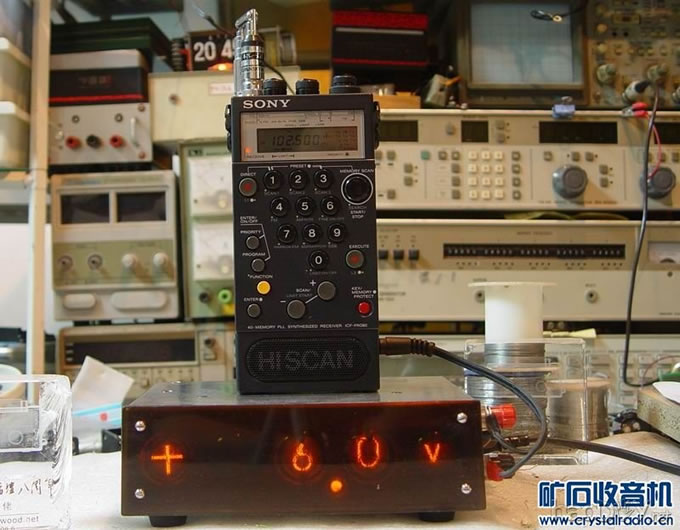 DSC02785.jpg 荧光管显示的维修收音机可调直流稳压器