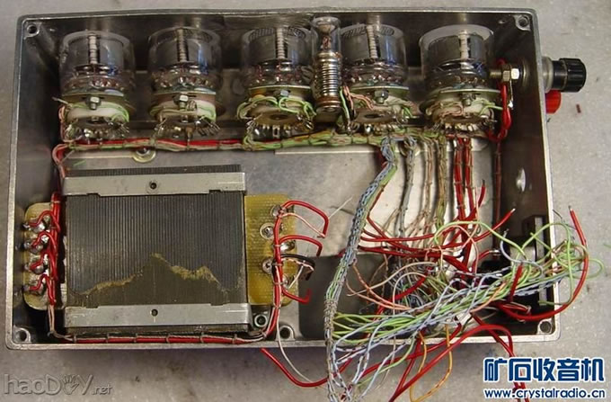 DSC02698.jpg 荧光管显示的维修收音机可调直流稳压器