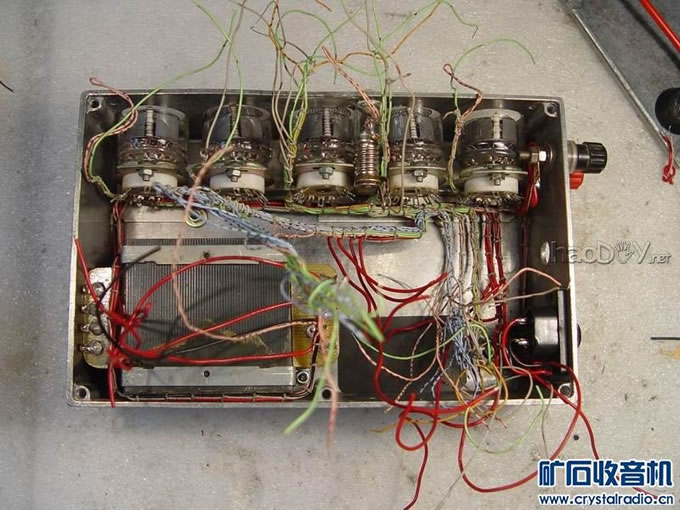 DSC02695.jpg 荧光管显示的维修收音机可调直流稳压器