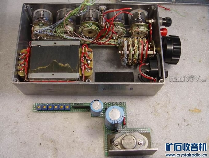 DSC02701.jpg 荧光管显示的维修收音机可调直流稳压器