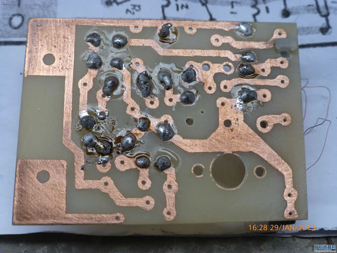 再看反面.jpg 两级高放低阻三管收音机