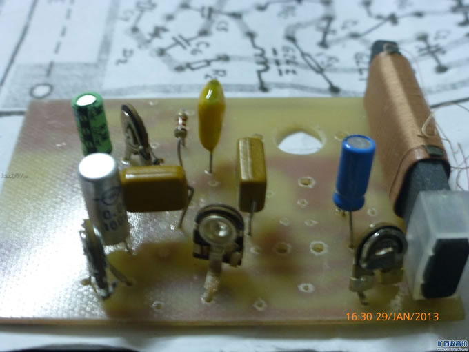 阻容都焊上.jpg 两级高放低阻三管收音机