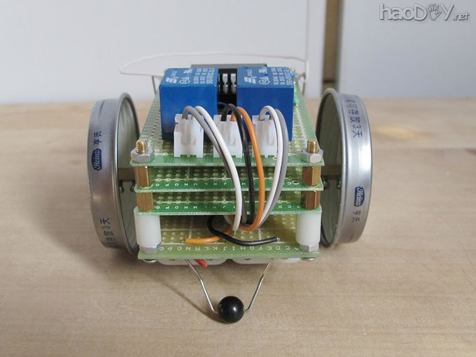 微型机器人系列-模拟计算机循线小车 附视频