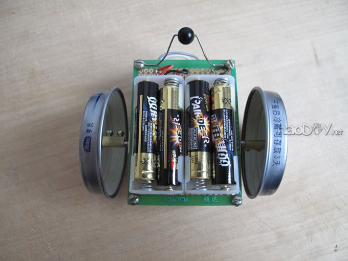 微型机器人系列-模拟计算机循线小车 附视频