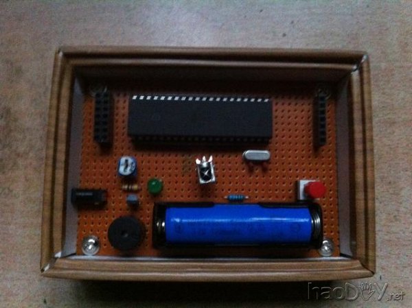 照片 147.jpg 用51单片机1602液晶DIY的红外解码器 附视频