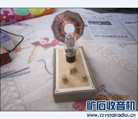 T[}KTLICL0X)02}{)B2@P@4.jpg 永不磨灭的30单管电子管收音机