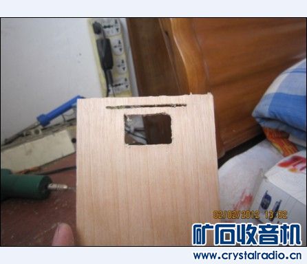 )2_V@IJWV}WIQJ6S$Z`RSFW.jpg 永不磨灭的30单管电子管收音机