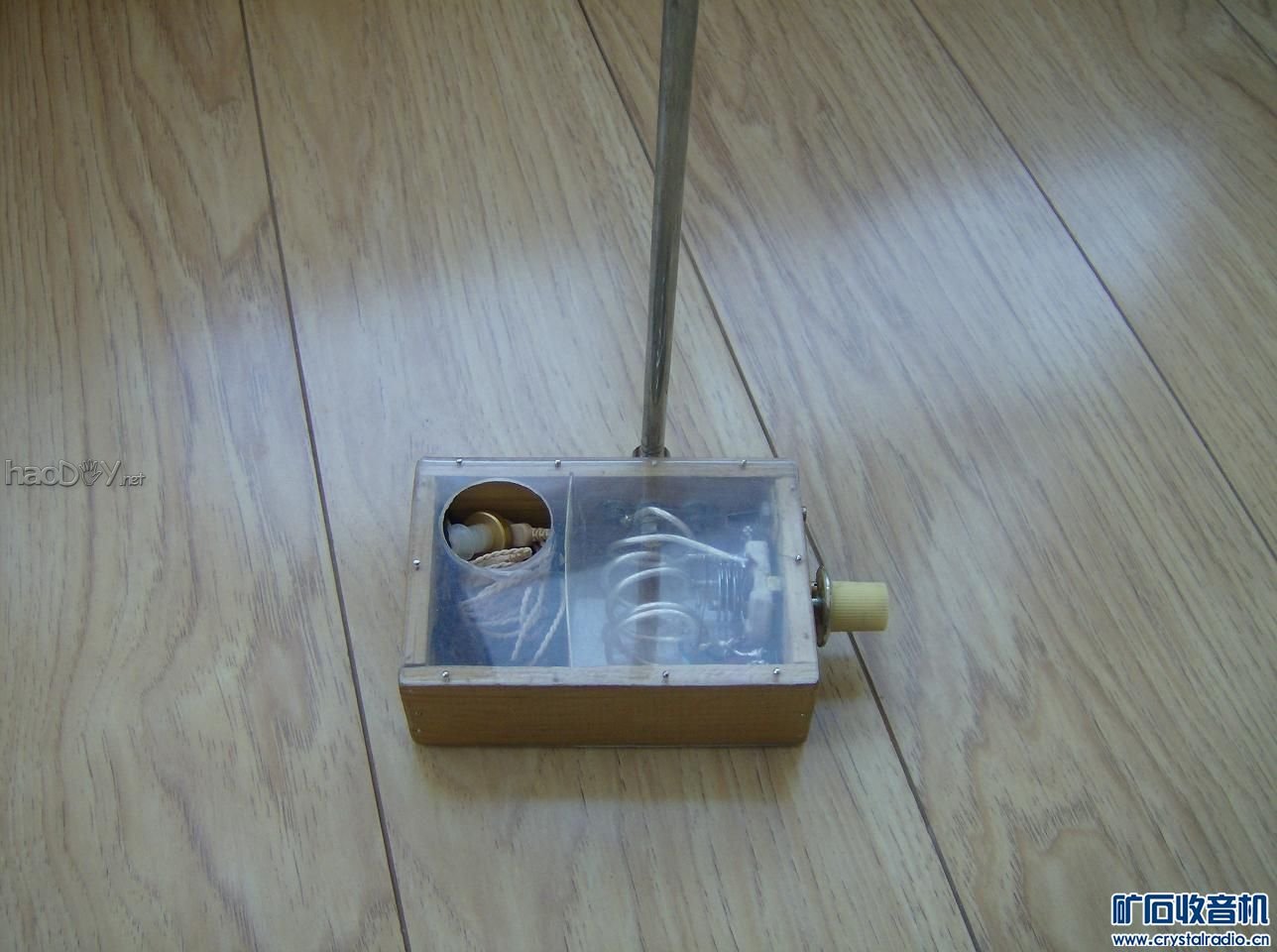 HPIM0700.JPG FM场效应管检波矿石收音机