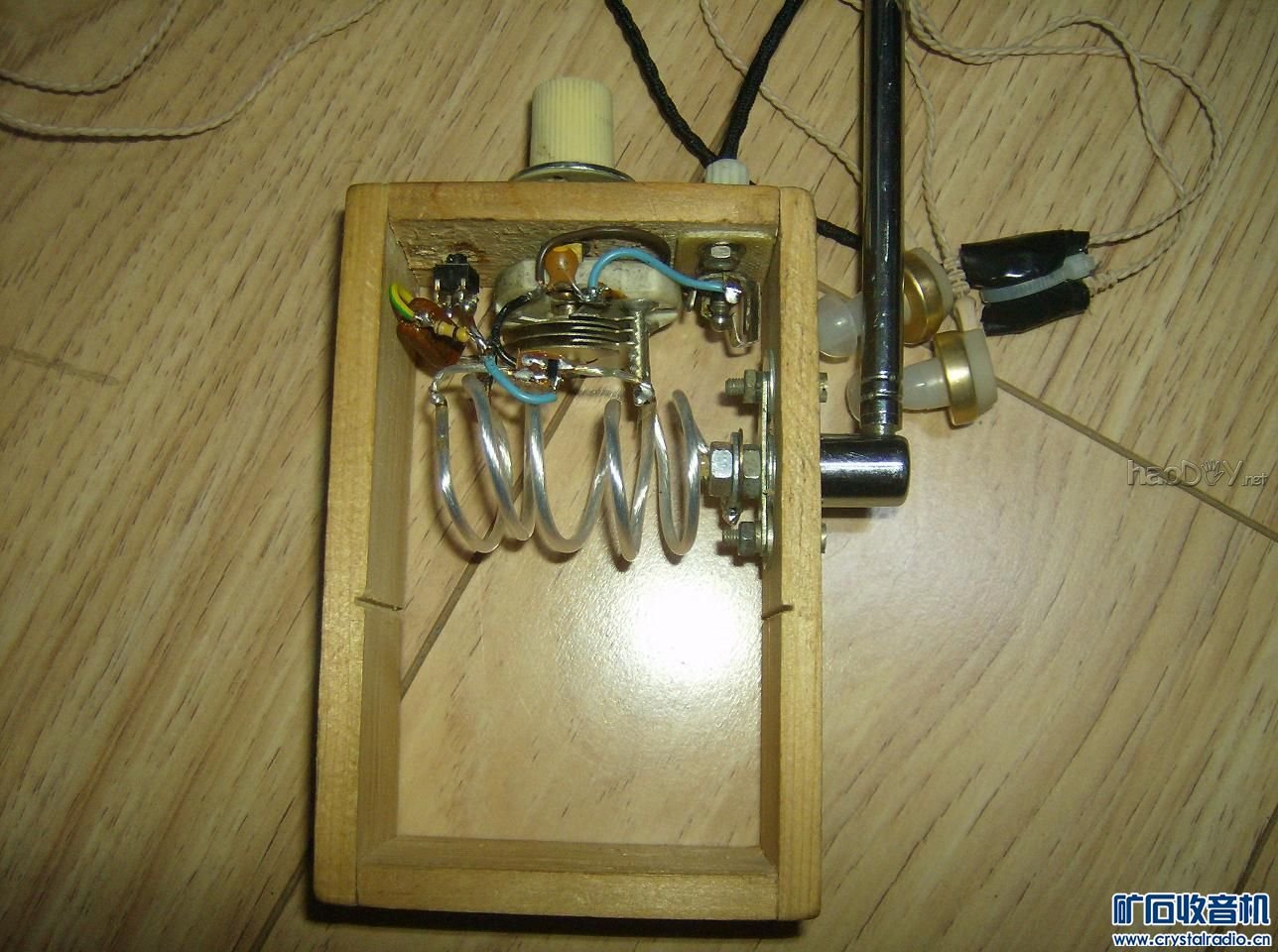 HPIM0690.JPG FM场效应管检波矿石收音机