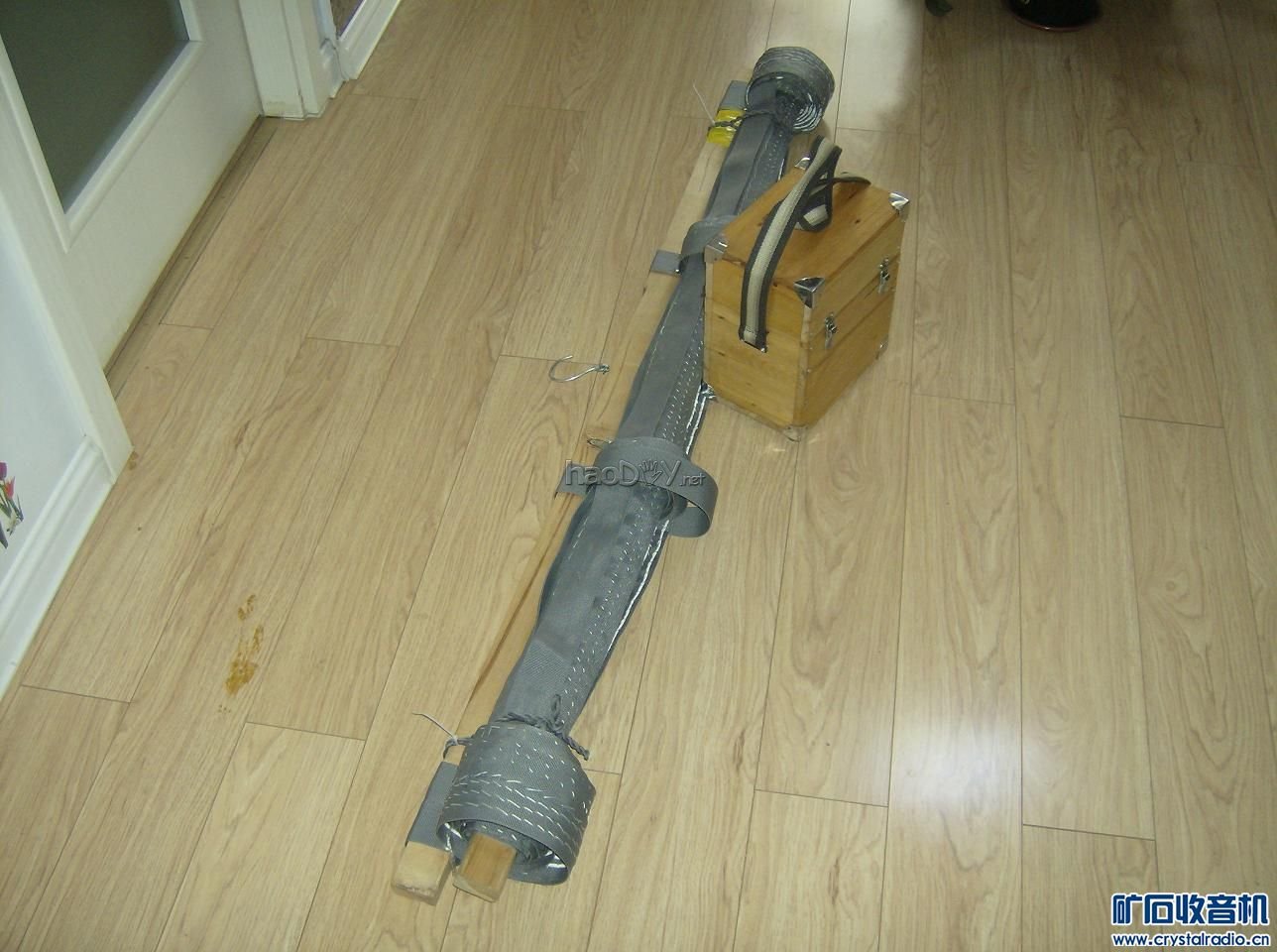 HPIM0677.JPG 画轴大环场效应管检波中波矿石收音机