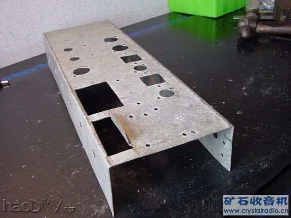 用1毫米厚的镀锌板作地盘 用1毫米厚的镀锌板作地盘