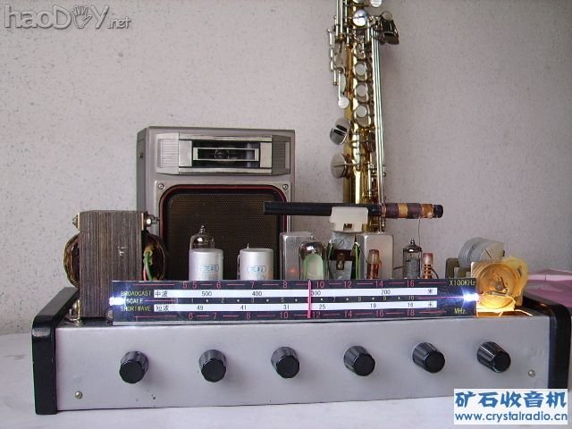 收音机与外接音箱合照 收音机与外接音箱合照